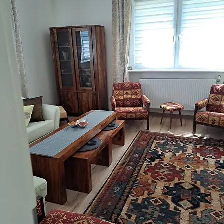 75 M2 - Private House Apartman