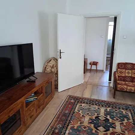 Apartman 75 M2 - Private House *