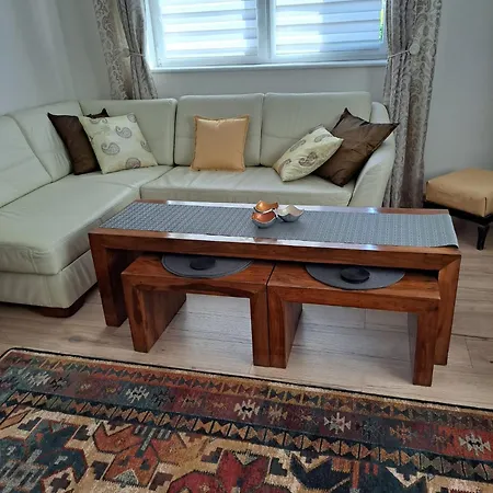 75 M2 - Private House