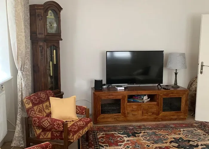 75 M2 - Private House *