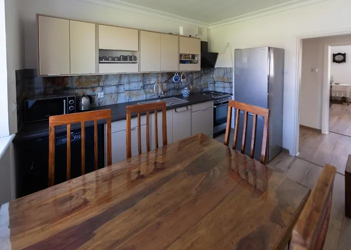 75 M2 - Private House 公寓